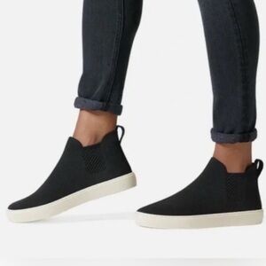 Rothy's The Chelsea Slip On Black Ankle Knit High Top Sneakers Size 9.5